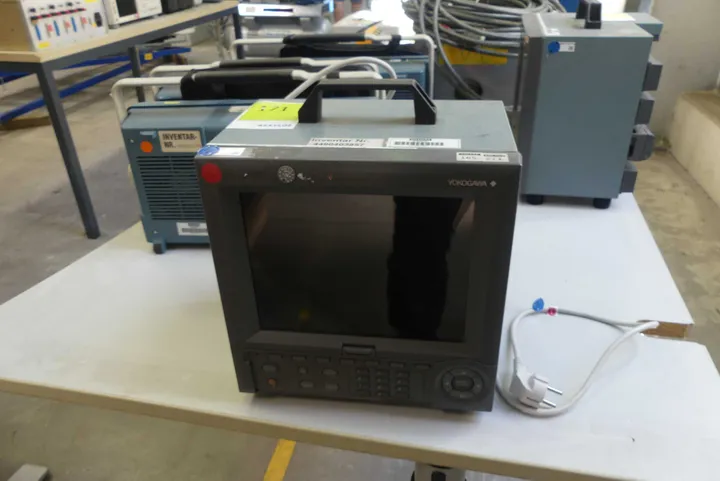 Yokogawa Daqstation Datenlogger Typ: DX230-3-2